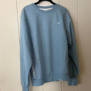 Nike Men's Light Blue Crewneck Sweater